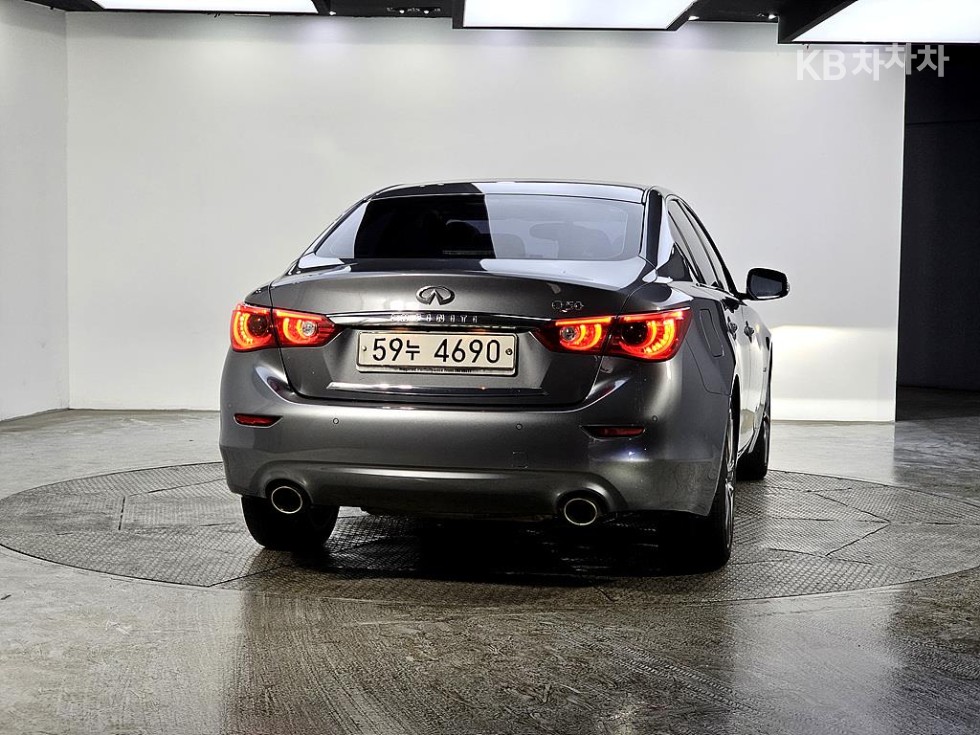 2014 - infiniti q50
