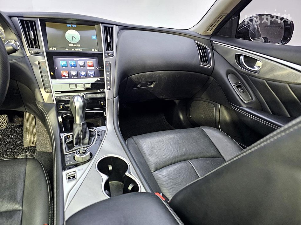 2014 - infiniti q50