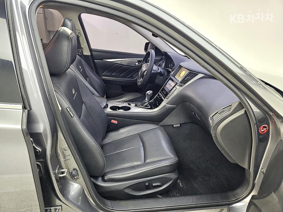 2014 - infiniti q50
