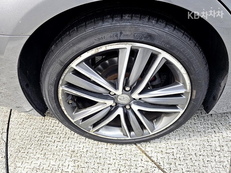 2014 - infiniti q50