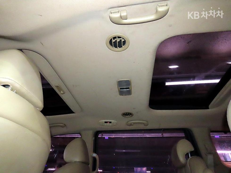 2016 - kia carnival