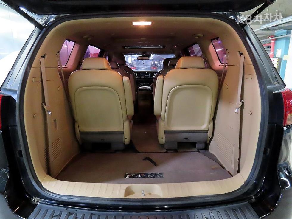 2016 - kia carnival