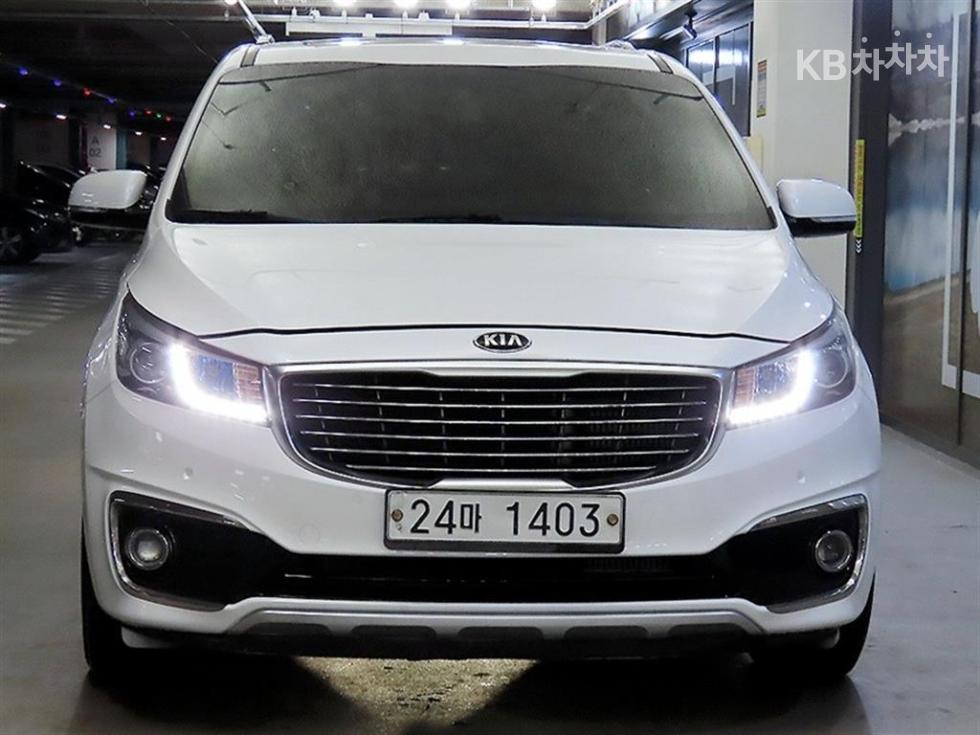 2017 - kia carnival
