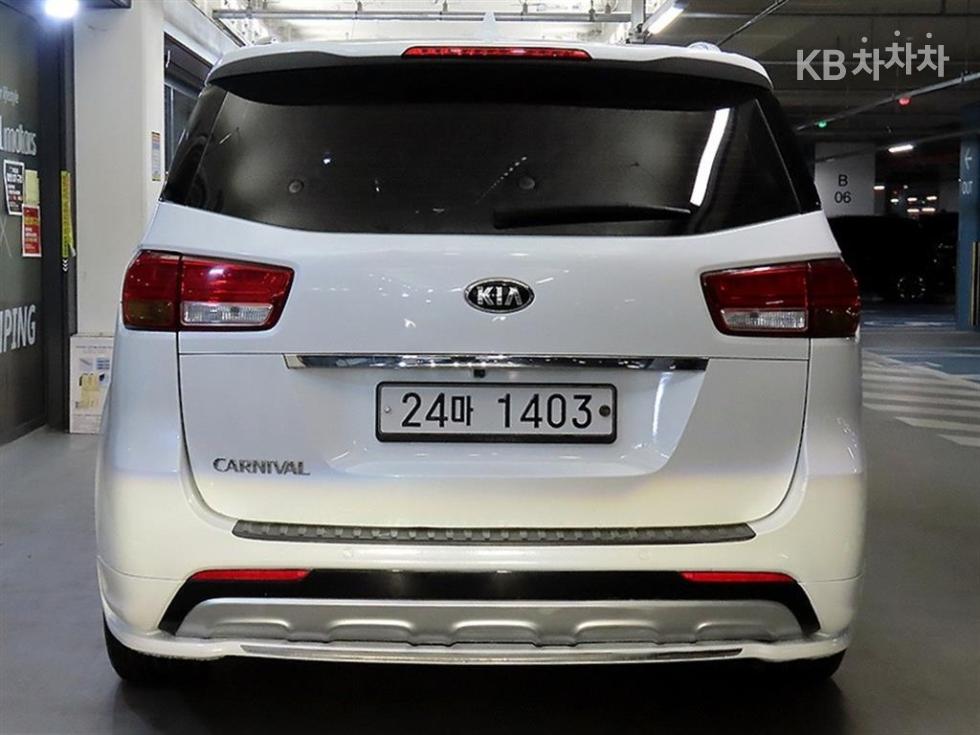 2017 - kia carnival