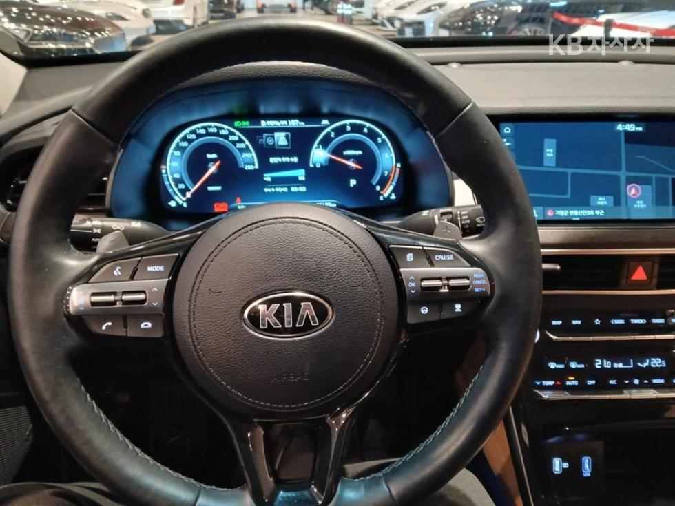 2020 - kia k7
