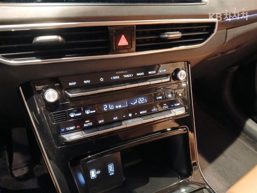 2020 - kia k7