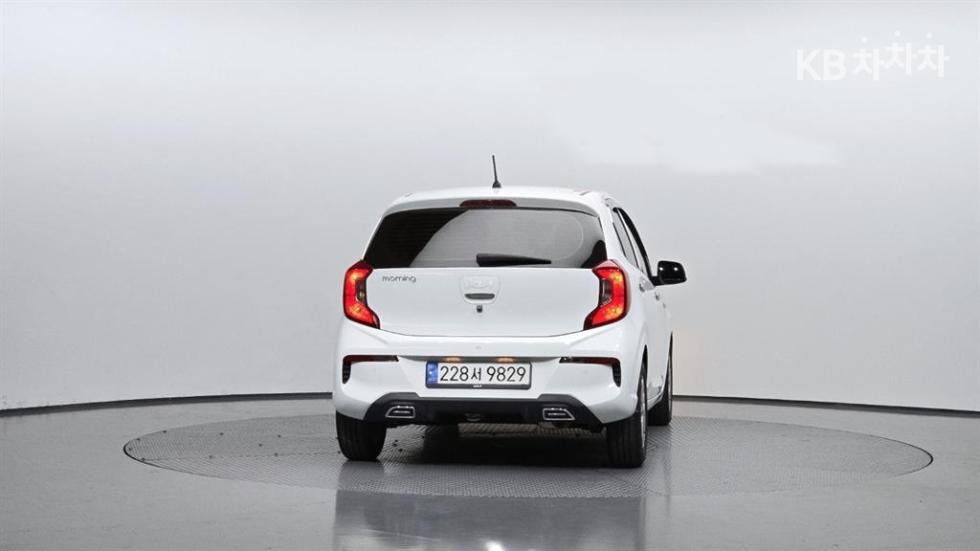 2022 - kia morning