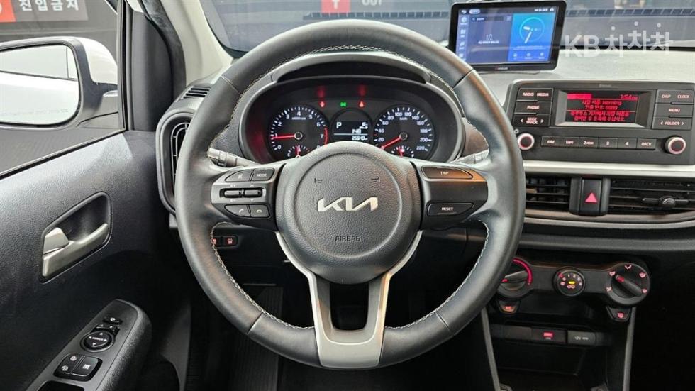 2022 - kia morning