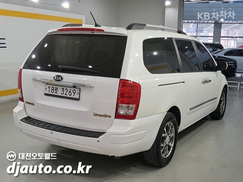 2014 - kia carnival