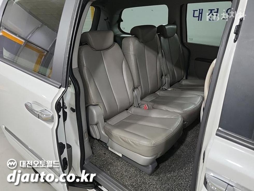 2014 - kia carnival
