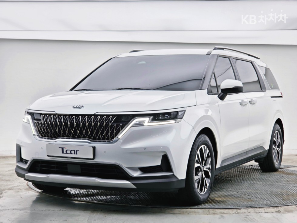 Kia 카니발 4세대 D2.2 9인승 프레스티지 - фото 1