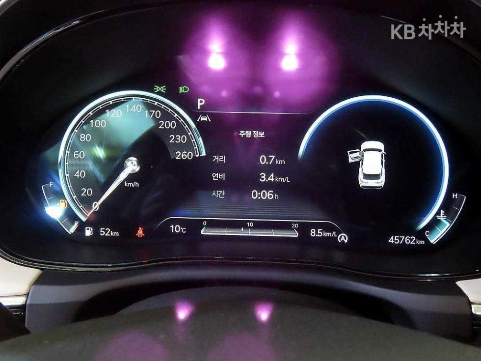 2023 Genesis GV70 photo