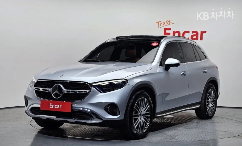 2025 mercedes benz GLC-Class GLC300 4Matic Basic type