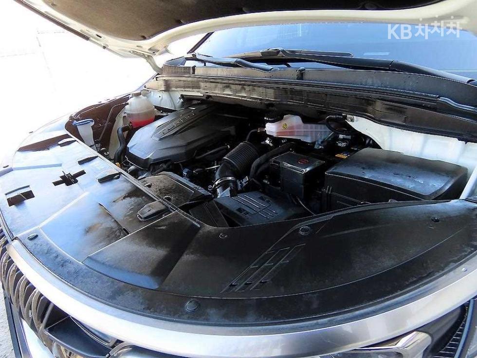 2023 - kia carnival