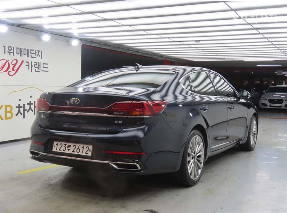 2020 - kia k7