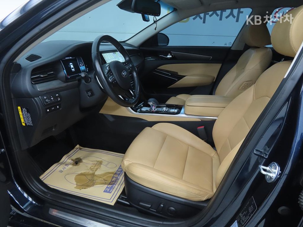 2020 - kia k7