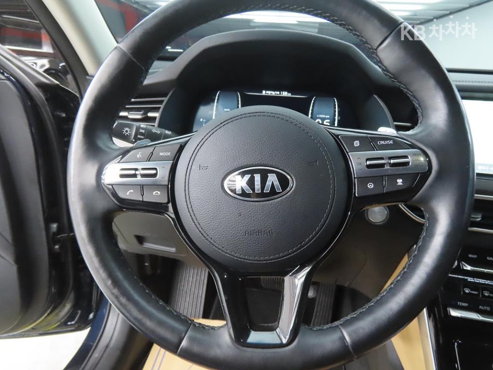 2020 - kia k7