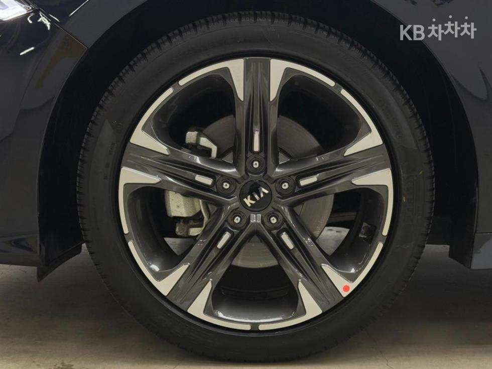2020 - kia k5