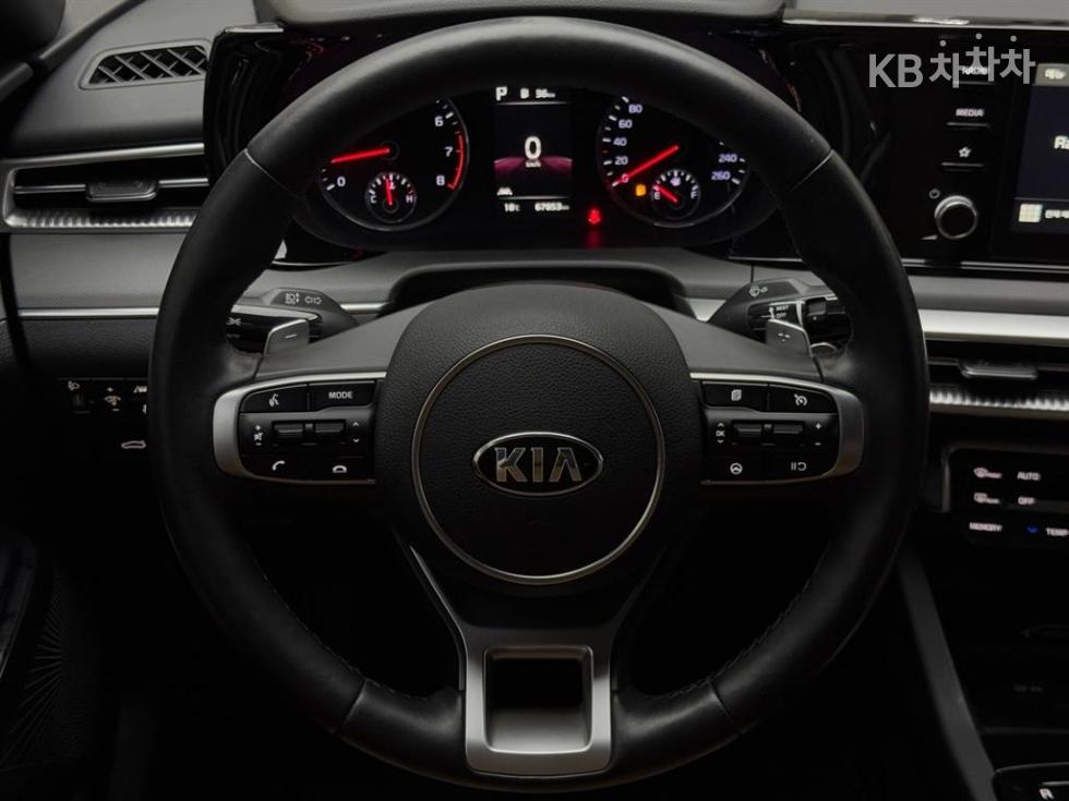 2020 - kia k5