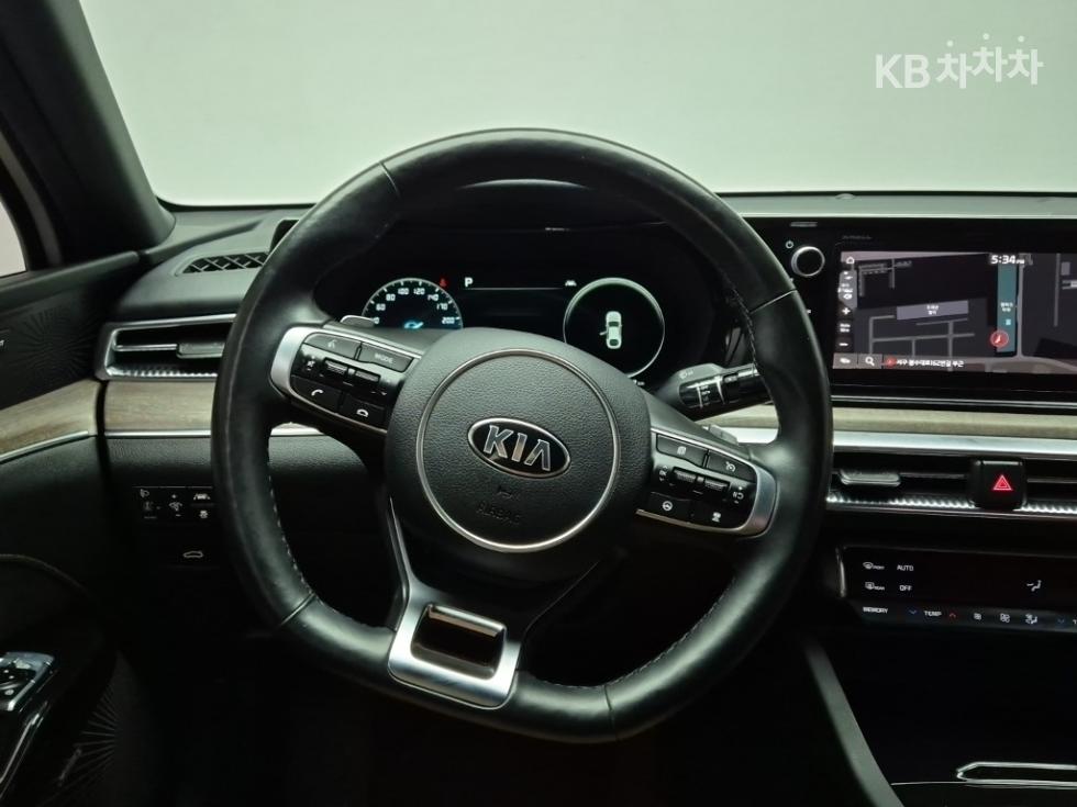 2020 - kia k5