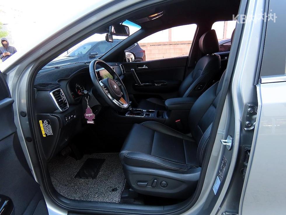 2019 - kia sportage