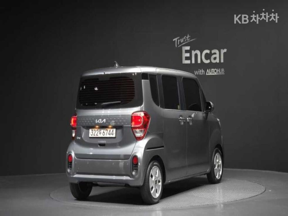 2022 - kia ray
