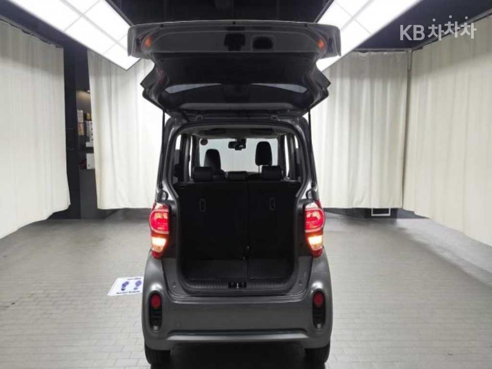 2022 - kia ray