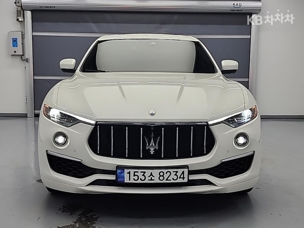 Maserati Levante — miniaturë 2