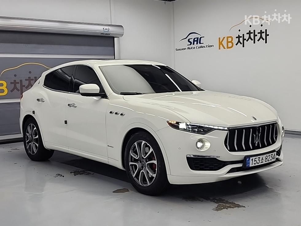Maserati Levante — miniaturë 4