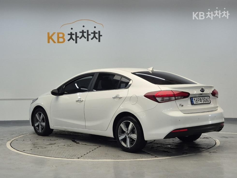 2018 - kia k3