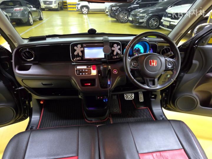 Honda N-ONE 0.6 2WD Turbo 9