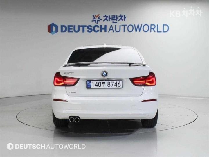 BMW 3 Series GranTurismo GT 320d F34 xDrive Premium 5
