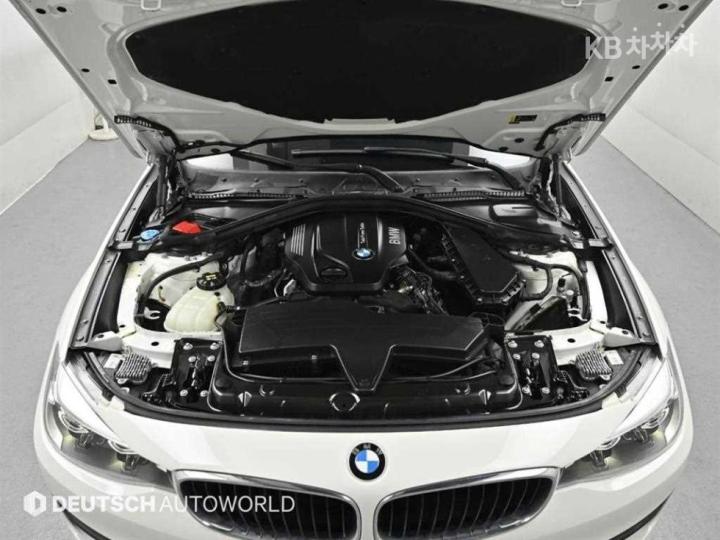 BMW 3 Series GranTurismo GT 320d F34 xDrive Premium 7