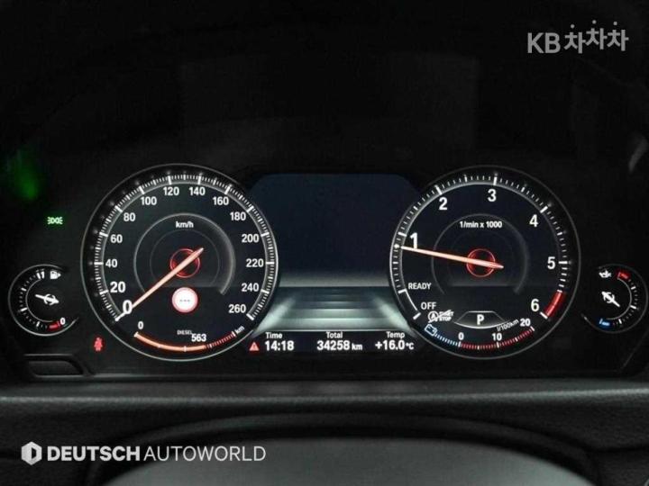 BMW 3 Series GranTurismo GT 320d F34 xDrive Premium 9