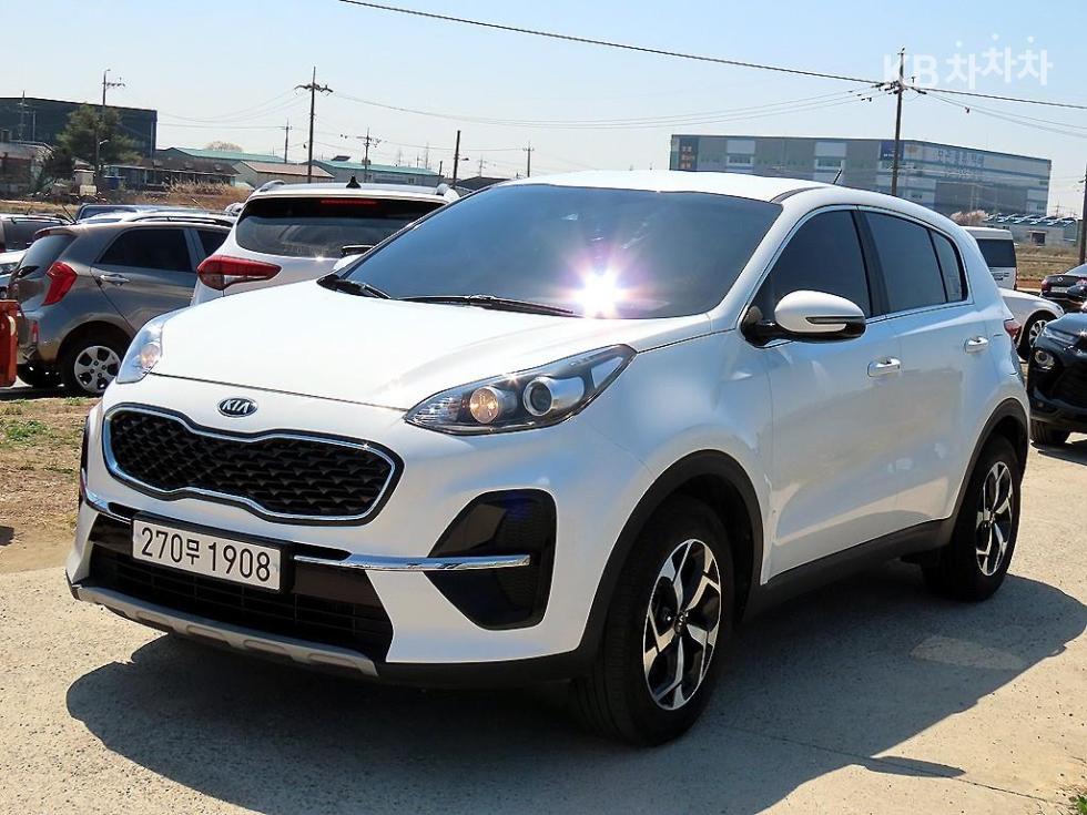 2022 - kia sportage