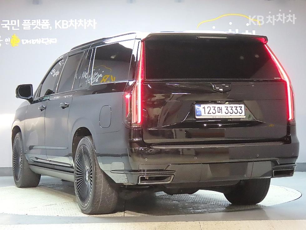 2023 Cadillac ESCALADE(5) photo