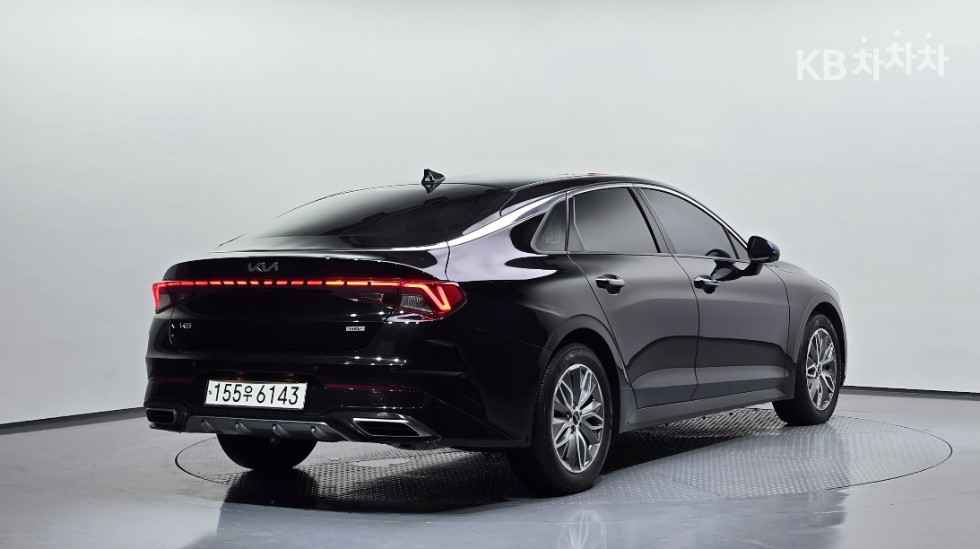 2023 - kia k5