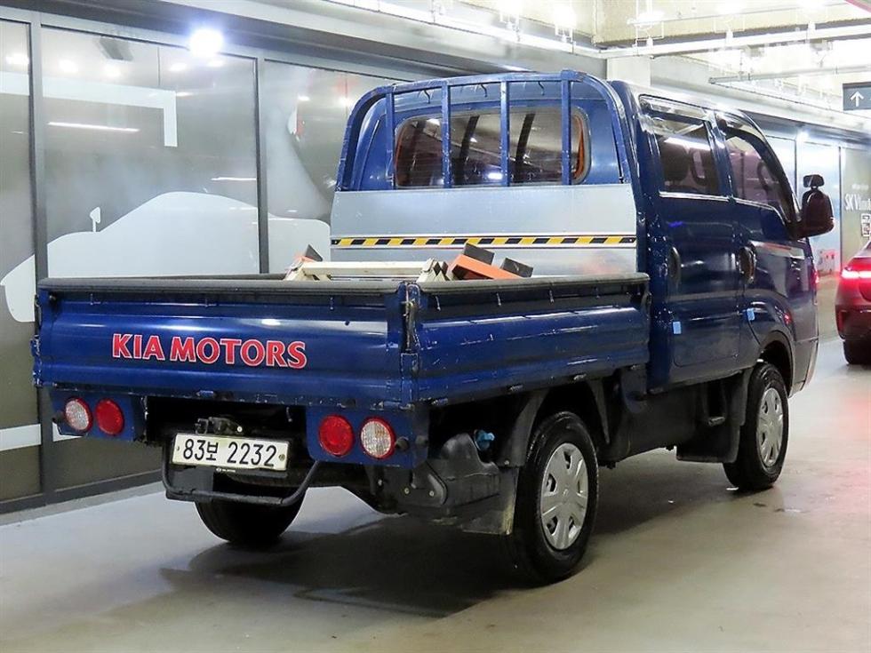 2020 - kia bongo iii