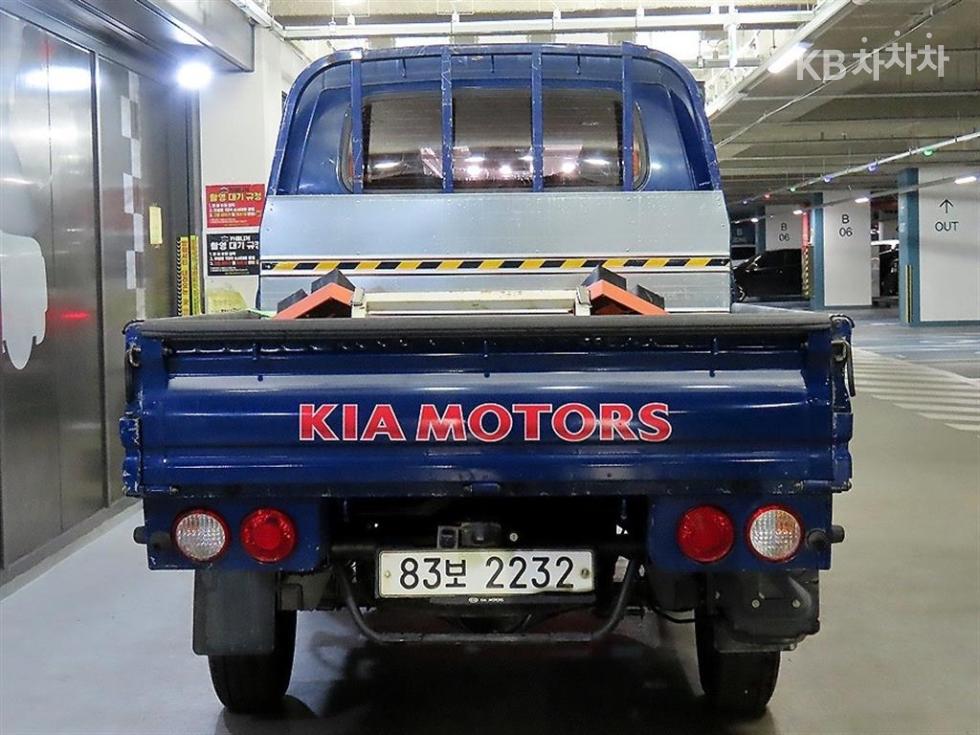 2020 - kia bongo iii