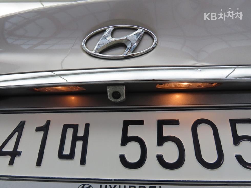 Hyundai Sonata — miniaturë 17