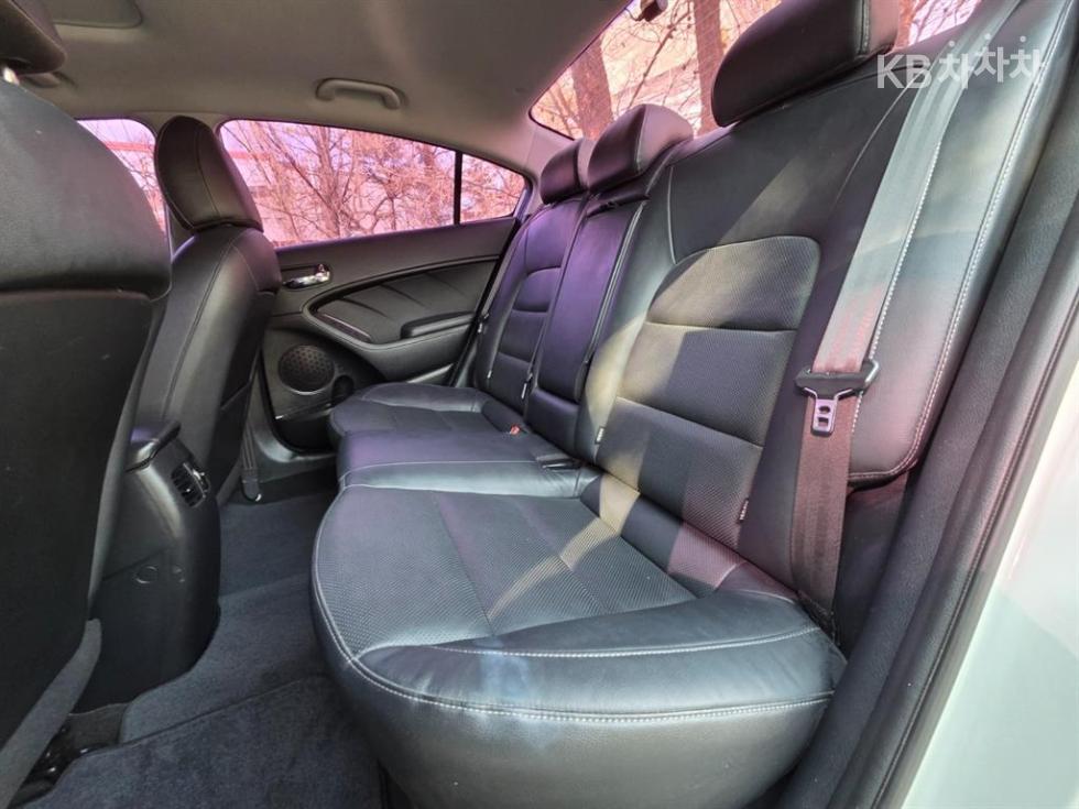 2016 - kia k3