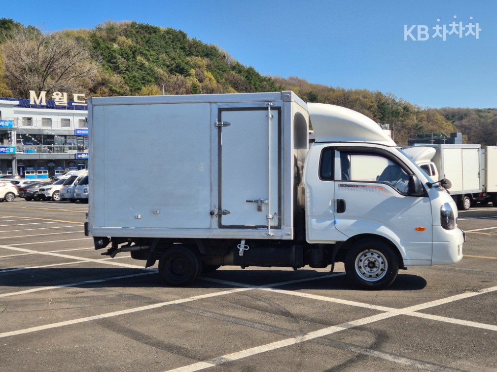 2015 - kia bongo iii