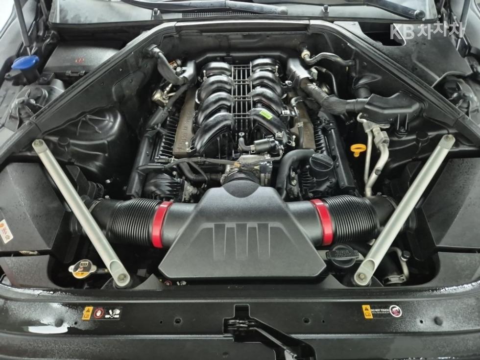 2018 - genesis eq900
