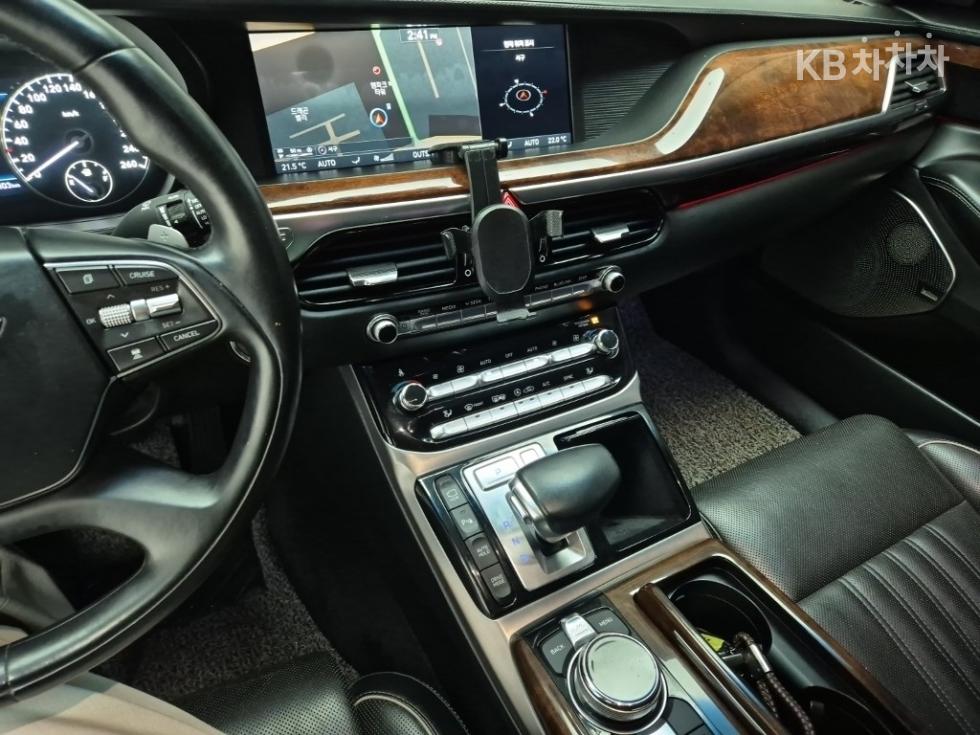 2018 - genesis eq900
