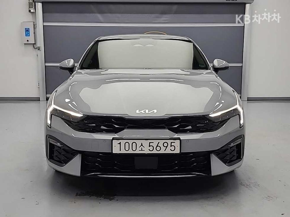 2025 - kia k5