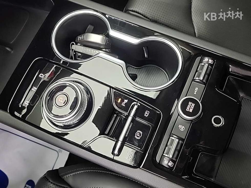 2025 - kia k5