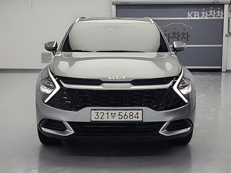 2022 - kia sportage
