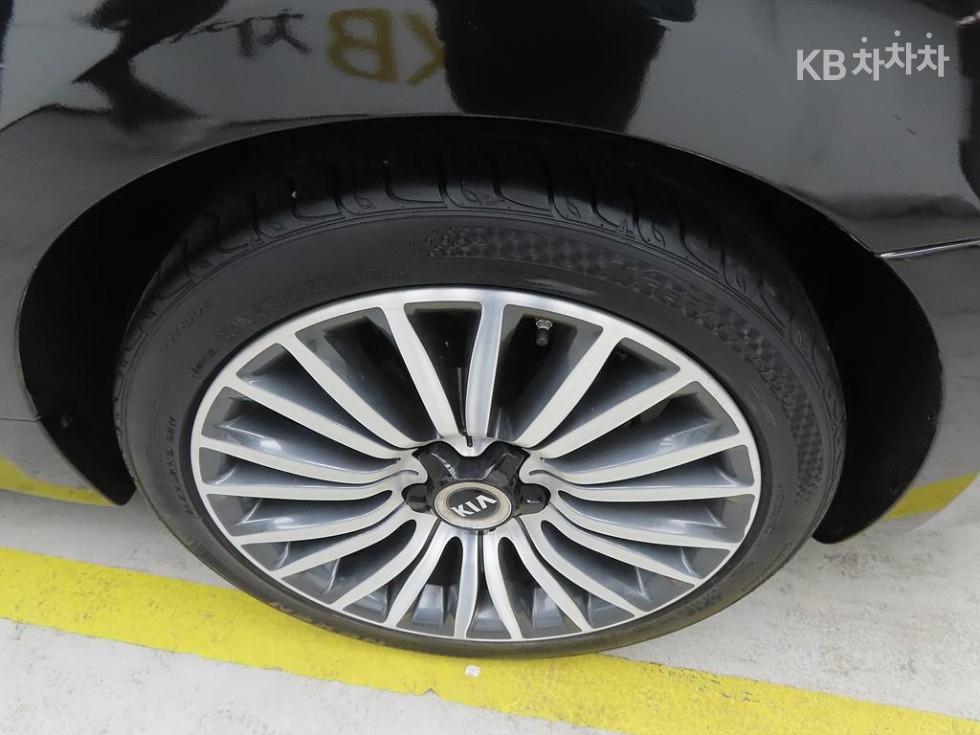 2013 - kia k7