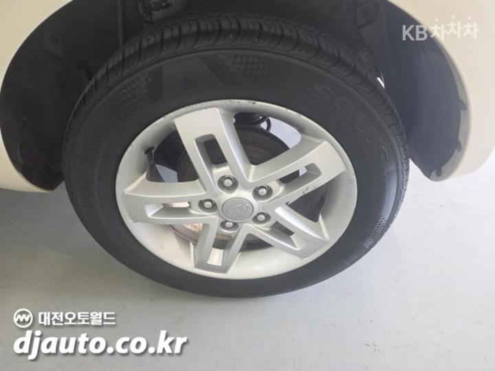 Kia Soul 1.6 U Premium Type 8