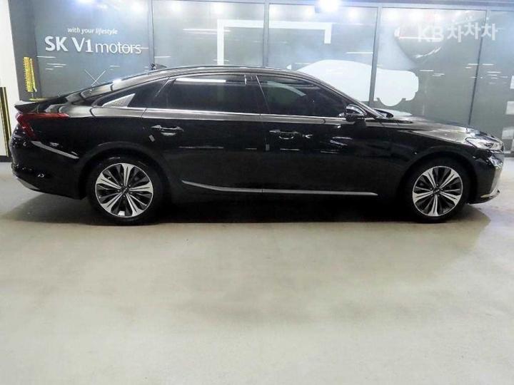 Kia K8 Hybrid 1.6 Turbo Noblesse 4